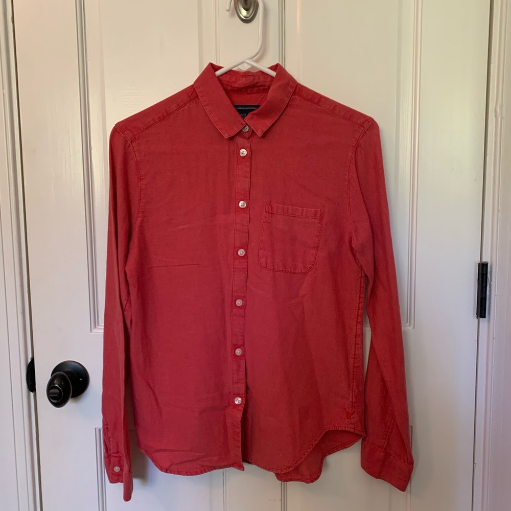 American Eagle long sleeve button down
